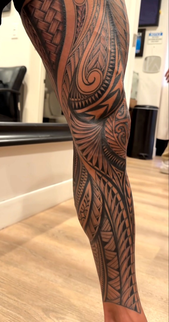 Polynesian leg sleeve tattoo by Joshawa Elsas at IslandTAT